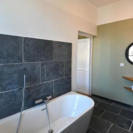 Hotel-spa Domaine De Diane 酒店